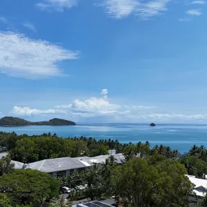 5 nights at Oasis at Palm Cove